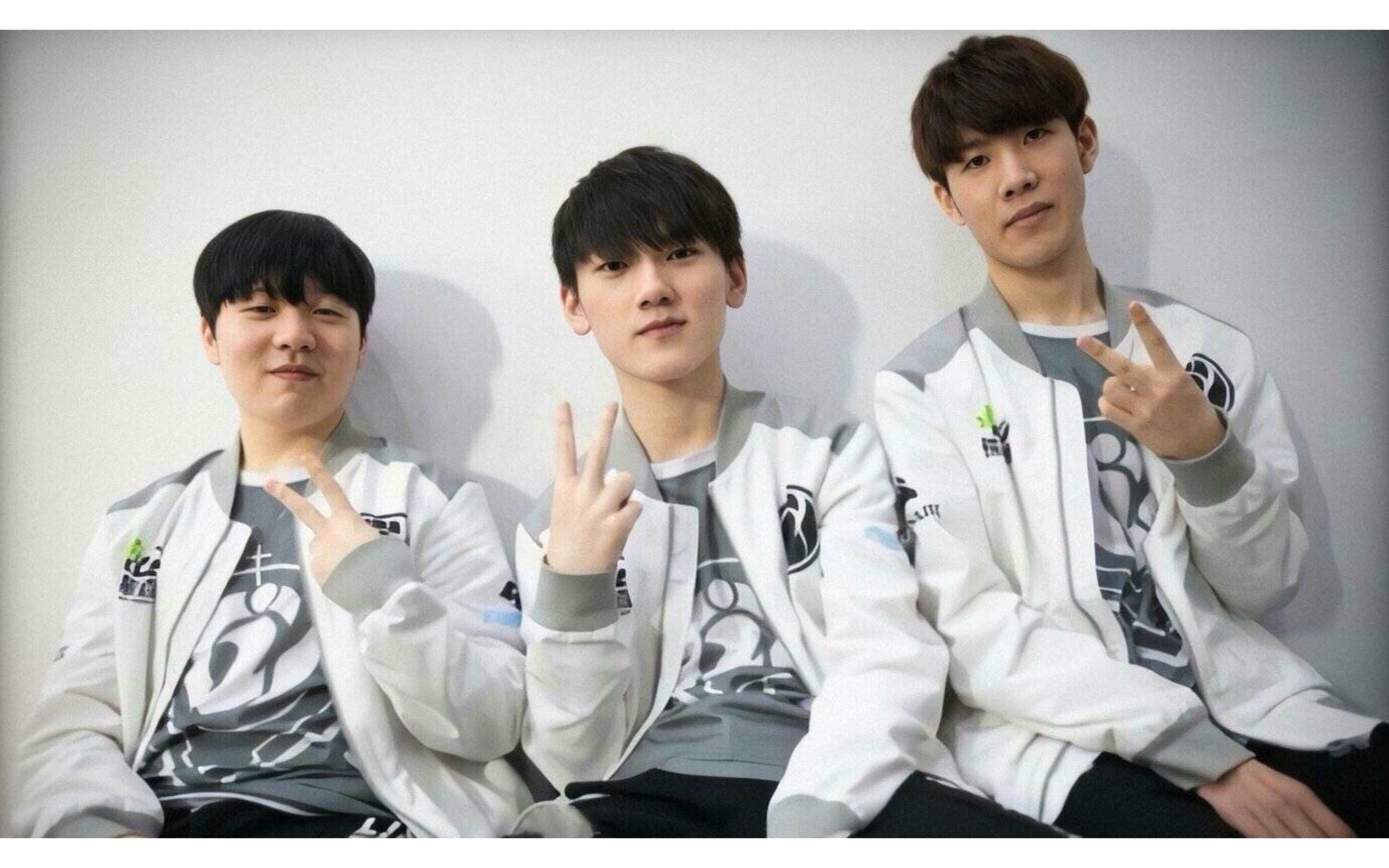 频频拼抢前 频频拼抢前