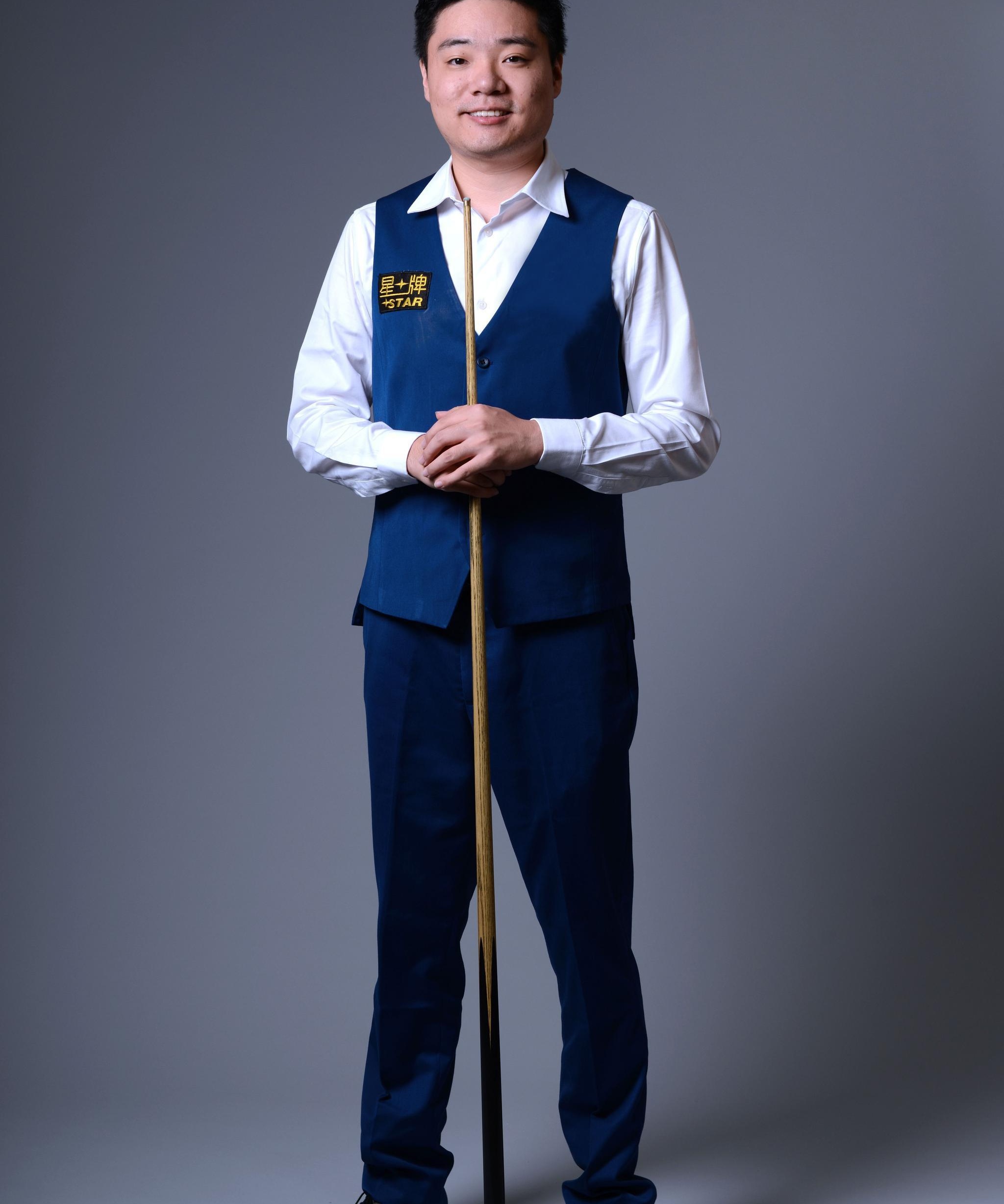 场比赛中交 场比赛中交