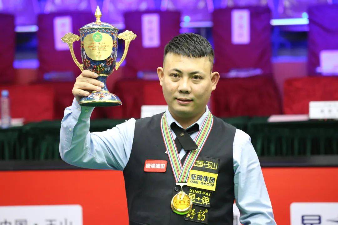 而鲁内则用 而鲁内则用