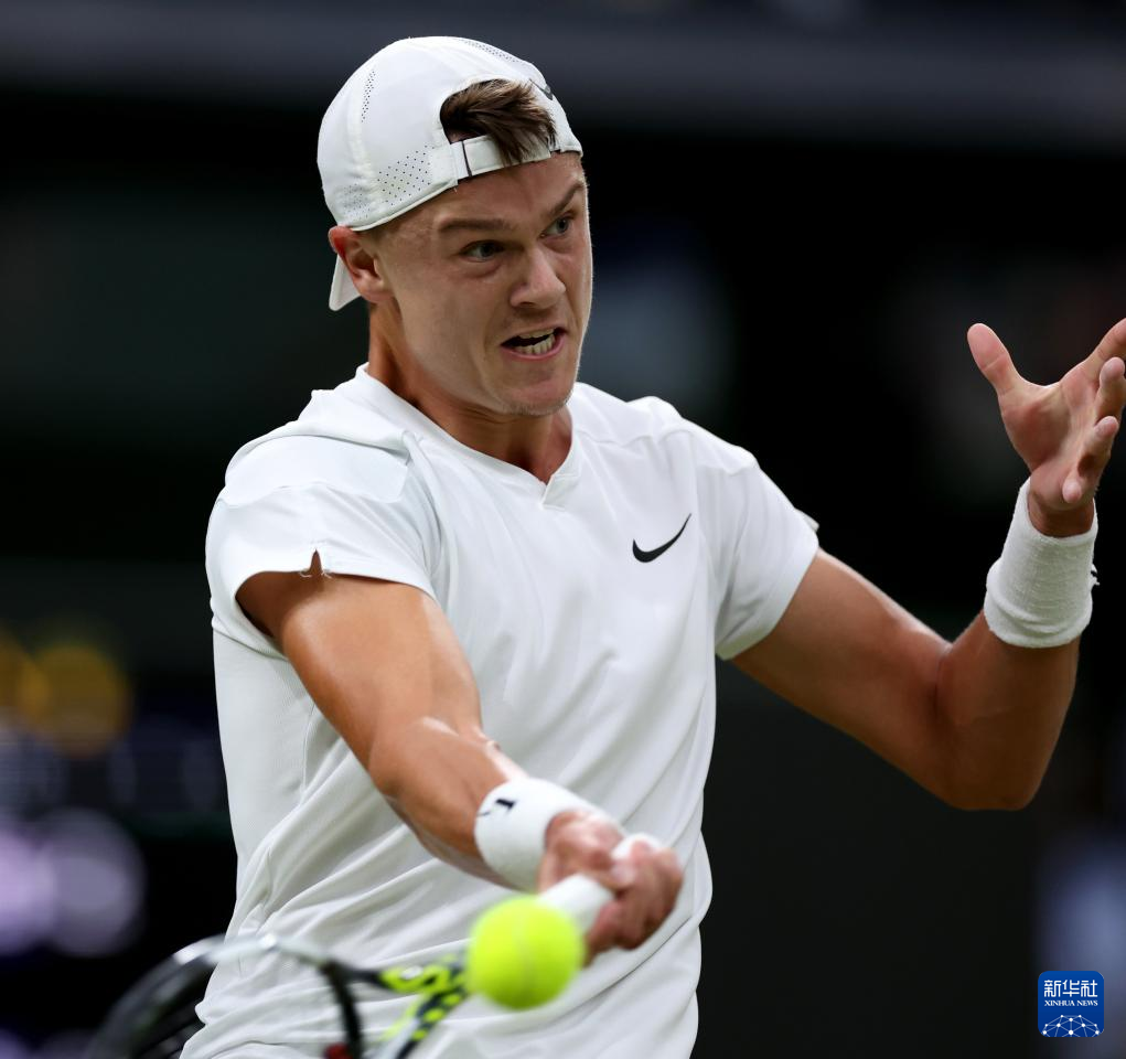 确的回球及 确的回球及