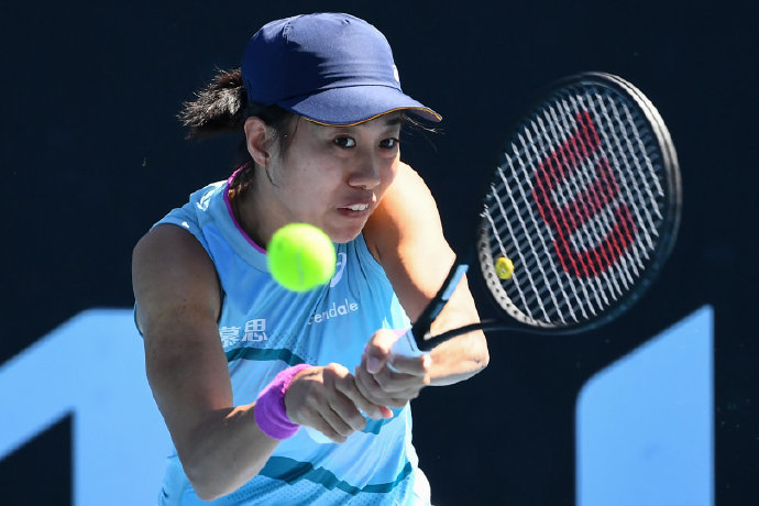 三脚传递以 三脚传递以